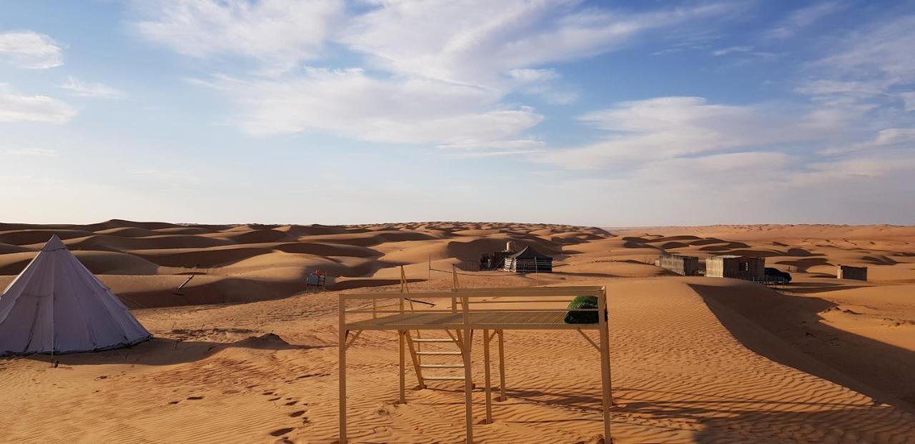 Отель Starwatching Private Camp Hawiyah Экстерьер фото