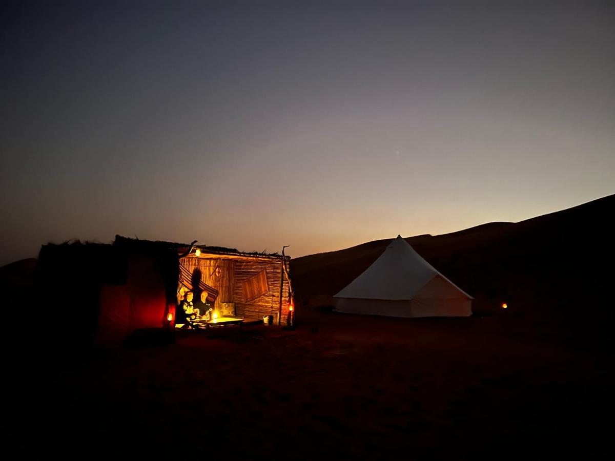 Отель Starwatching Private Camp Hawiyah Экстерьер фото