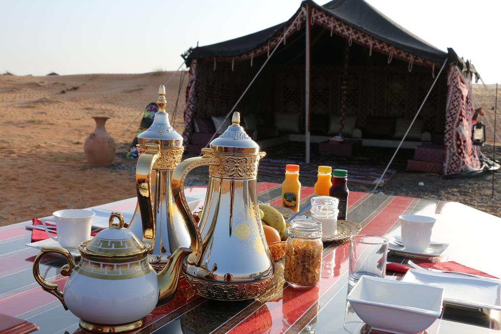 Отель Starwatching Private Camp Hawiyah Экстерьер фото